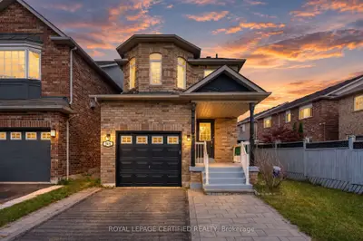 105 Howling Crescent, Ajax, On L1s 7s1