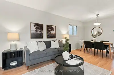 27 Field Crescent, Ajax, On L1z 1b3