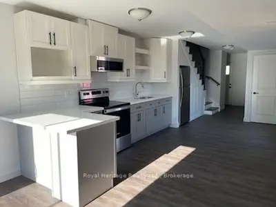 279 Humber Avenue Unit 2, Oshawa, On L1j 2t3