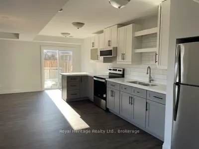 279 Humber Avenue Unit 2, Oshawa, On L1j 2t3