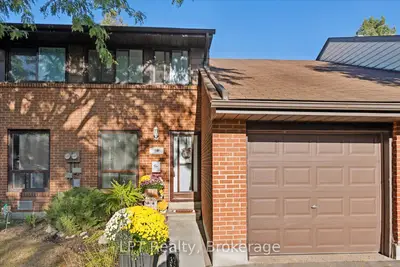 155 Glovers Road 25, Oshawa, On L1g 7a4