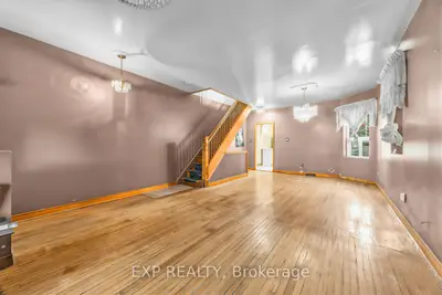 511 Carlaw Avenue, Toronto, On M4k 3j3