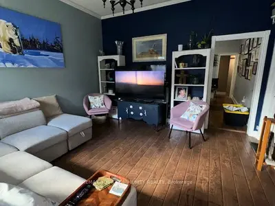 318 Mary Street W, Whitby, On L1n 2r6