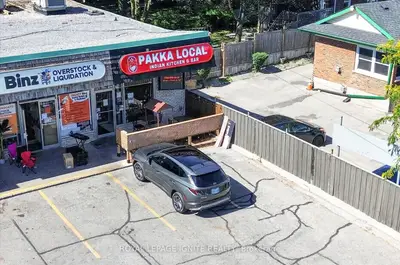 1050 Simcoe Street N 5, Oshawa, On L1g 4w5