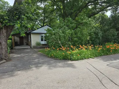 429 Rouge Hills Drive, Toronto, On M1c 2z6