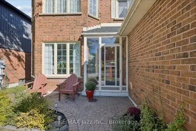 894 Grandview Street N, Oshawa, On L1k 2e3