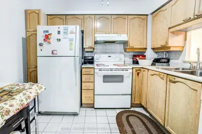 115 Bonis Avenue 203, Toronto, On M1t 3s4