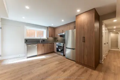 352 Jones Avenue 1, Toronto, On M4j 3g3