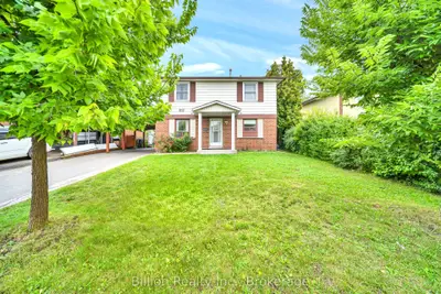 97 Crittenden Square, Toronto, On M1b 1v2