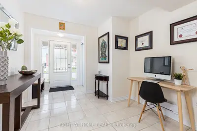 2493 Fall Harvest Crescent, Pickering, On L1x 0g1