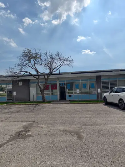 19 Metropolitan Road, Toronto, On M1r 2t3
