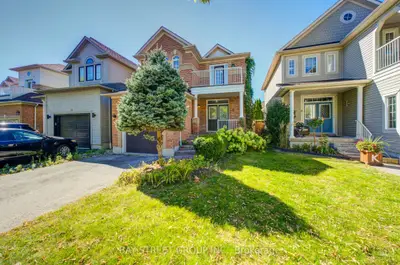 10 Tallships Drive, Whitby, On L1n 9v4