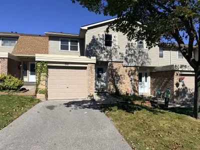 52 Robbie Crescent, Ajax, On L1s 3n2