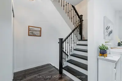 222 Pearson Street 15, Oshawa, On L1g 7c6