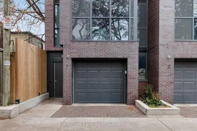 1331 Queen Street E Th01, Toronto, On M4l 0b1