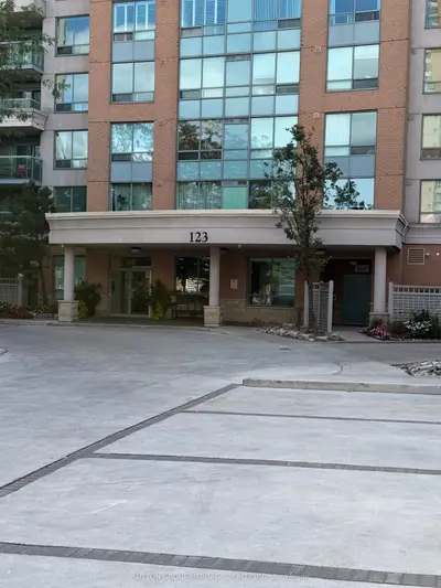 123 Omni Drive Ph 69, Toronto, On M1p 5a6