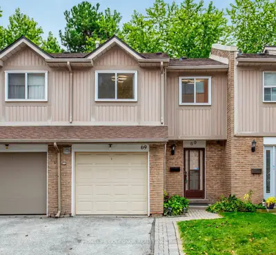 1290 Bridletowne Circle 69, Toronto, On M1w 2v4