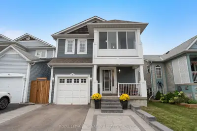 16 Beacham Crescent, Clarington, On L1b 1n2