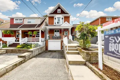 105 Barker Avenue, Toronto, On M4c 2n8