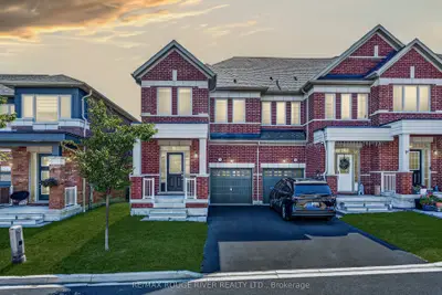 1124 Sepia Square, Pickering, On L1x 0h1