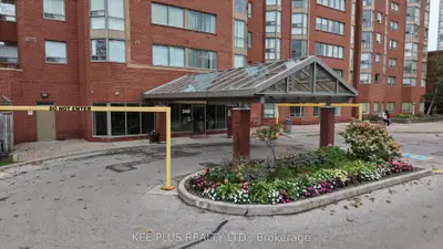 2466 E Eglinton Avenue E 819, Toronto, On M1k 5j8