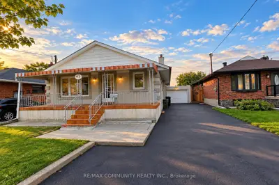 93 Waringstown Drive, Toronto, On M1r 4h5