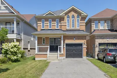 82 Dewell Crescent, Clarington, On L1e 0b7