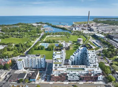 1050 Eastern Avenue 1415, Toronto, On M4l 0b7