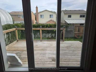38 Glynn Road Main, Ajax, On L1s 2c3