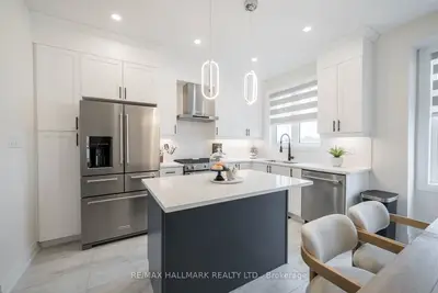 669 Alexander Knox Road, Pickering, On L1x 0v2