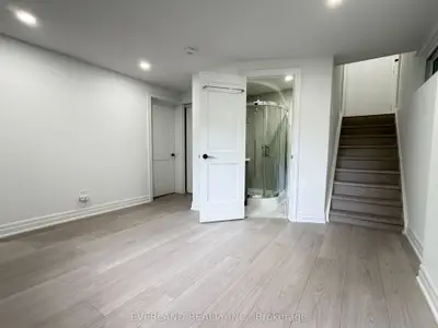 116 Sylvan Avenue Basement, Toronto, On M1m 1k3