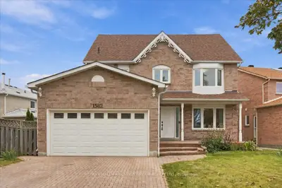 1582 Kelvinway Lane, Pickering, On L1v 5y2