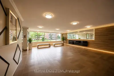 5 Glamorgan Avenue 607, Toronto, On M1p 4p1