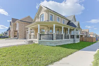 2 Gillivary Drive, Whitby, On L1p 0b9