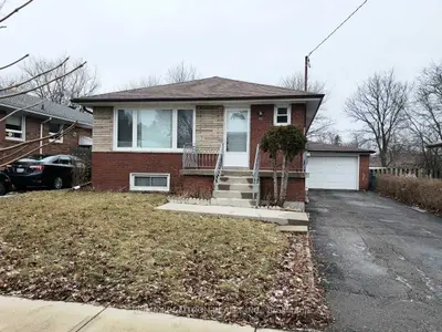 56 Rochman Boulevard Lower, Toronto, On M1h 1s2