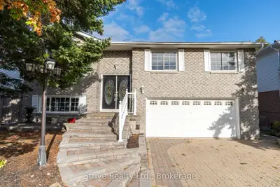 23 Cherry Blossom Crescent Upper, Clarington, On L1e 1g9