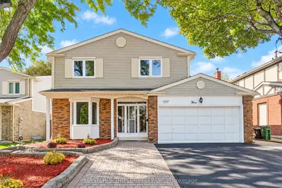 3 Longbow Square, Toronto, On M1w 2w6