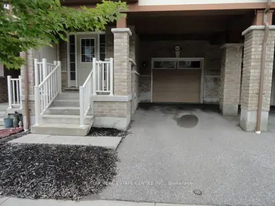 1084 Silk Street, Pickering, On L1x 0e8