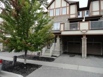1084 Silk Street, Pickering, On L1x 0e8