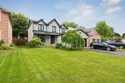 693 Barnes Crescent, Oshawa, On L1j 8k2