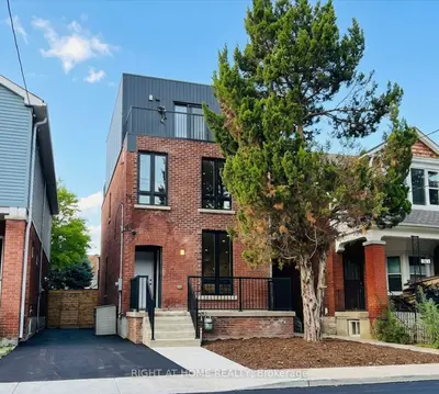 151 Gledhill Avenue #2, Toronto, On M4c 5l1