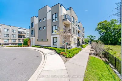515 Kingbird Grove 233, Toronto, On M1b 5r7