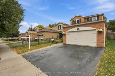 10 Delaney Drive, Ajax, On L1t 2k3
