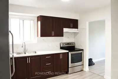 505 Harris Court, Whitby, On L1n 3c6
