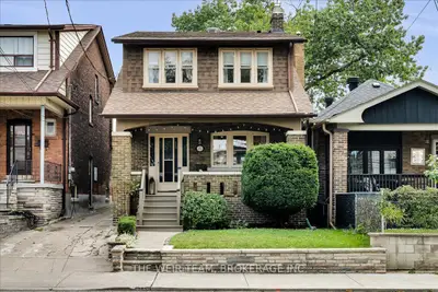 25 Oak Park Avenue, Toronto, On M4c 4l8