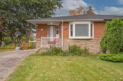 54 Sunderland Crescent, Toronto, On M1h 2v3