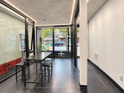 1344 Queen Street E, Toronto, On M4l 1c5