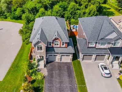 2884 Trulls Road, Clarington, On L1e 2n4