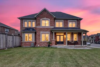 3001 Hollyberry Trail, Pickering, On L1x 0n5