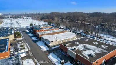 59 Skagway Avenue, Toronto, On M1m 3t9